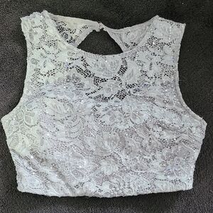 Elegant Lace‎ Sleeveless Fancy Crop Top - Gray Sequins